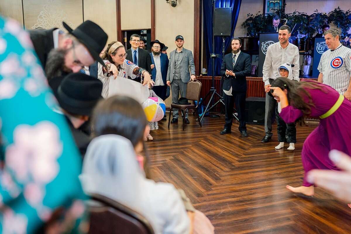 Eliana-Melmed-Photography-Chicago-LosAngeles-Jewish-WeddingPhotographer-CarmiKalman-Shtick-00063