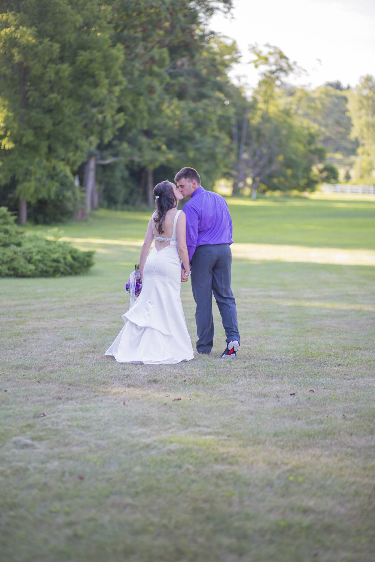 Jordan and Kelcee have an outoor Pittsburgh Pa Wedding at a family home.