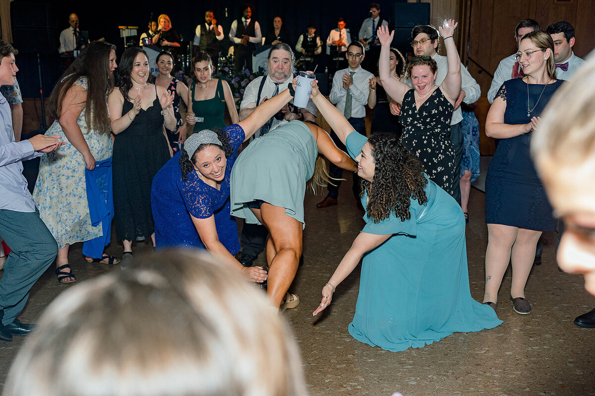 Eliana-Melmed-Photography-Chicago-LosAngeles-Jewish-WeddingPhotography-ElianaSklar-Shtick-00018