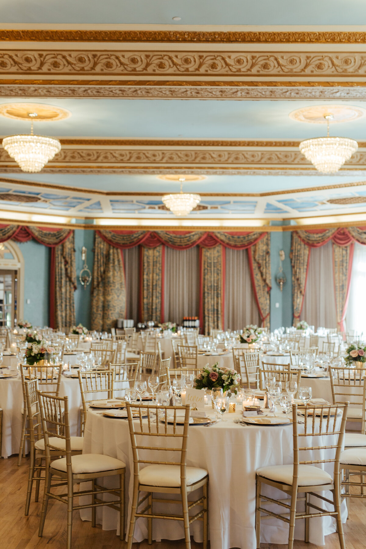 Fairmont Banff Springs Cascade Ballroom Wedding Table Decor Ideas