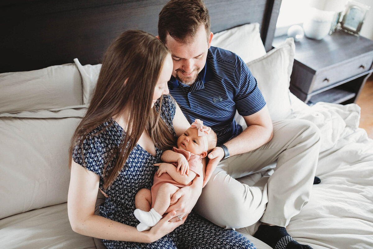Harrisonburg-Newborn-Photographer-2-2