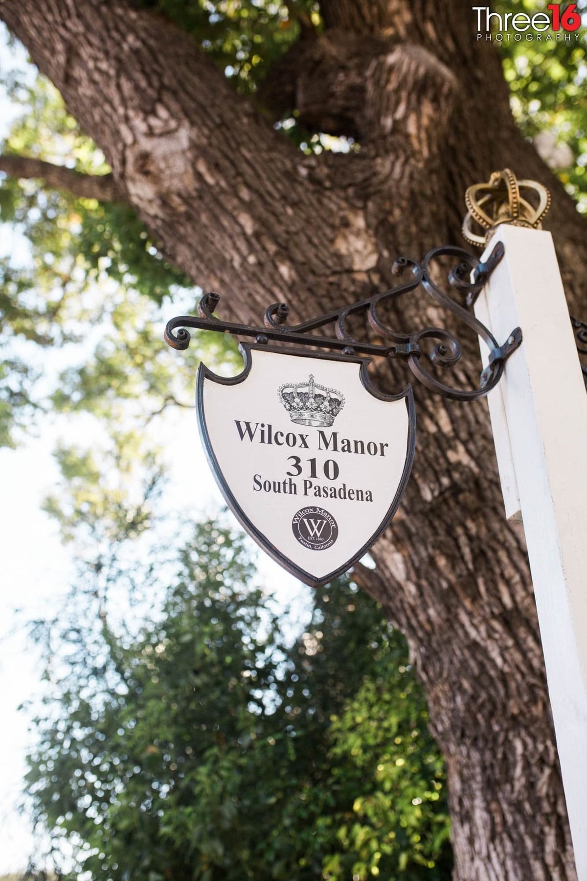 Wilcox Manor signage