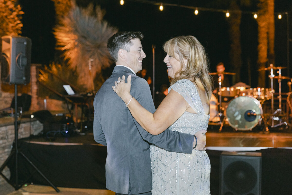 PERRUCCIPHOTO_DESERT_WILLOW_PALM_SPRINGS_WEDDING139