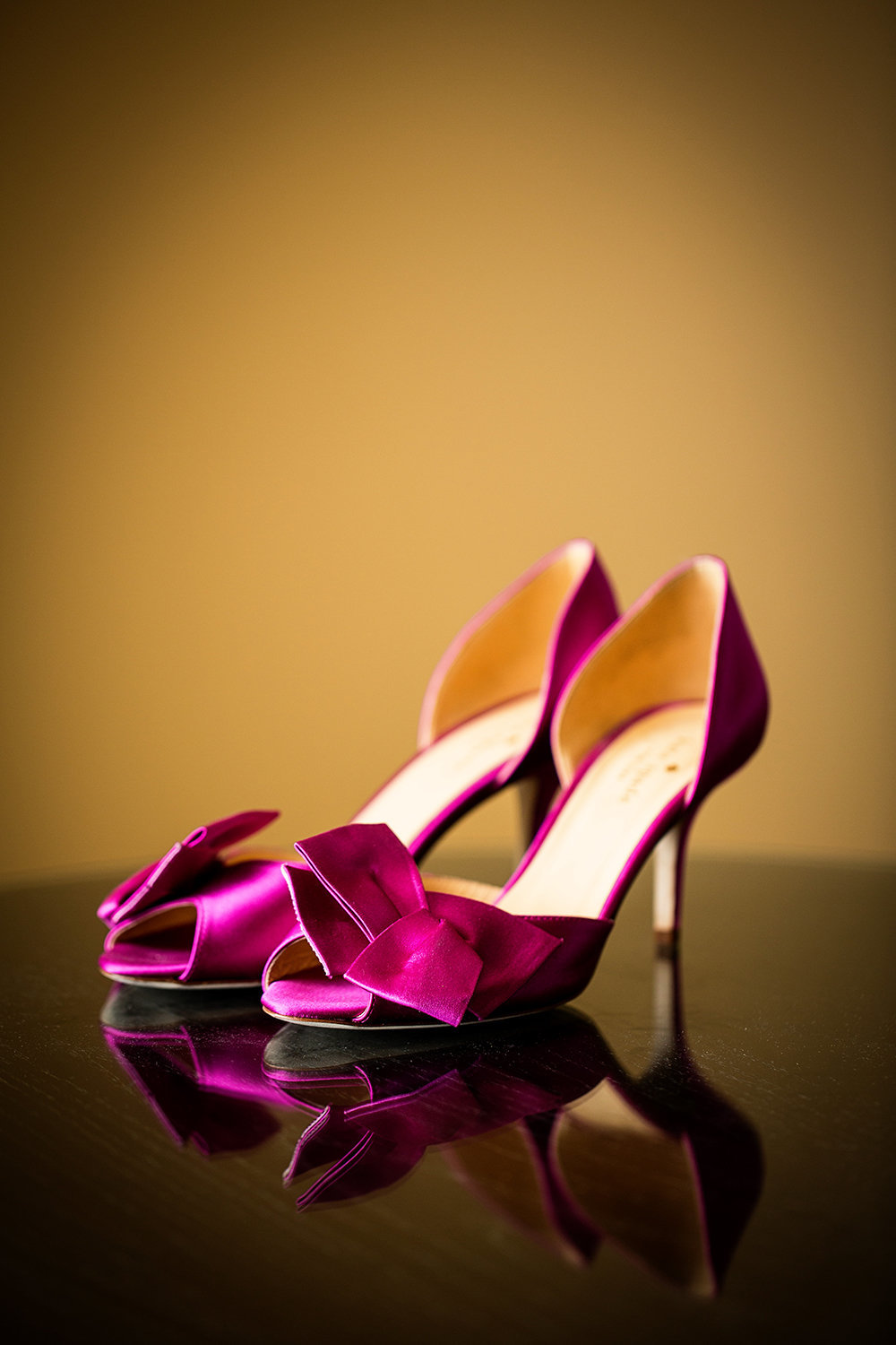 weddin gphotos beautiful pink shoes