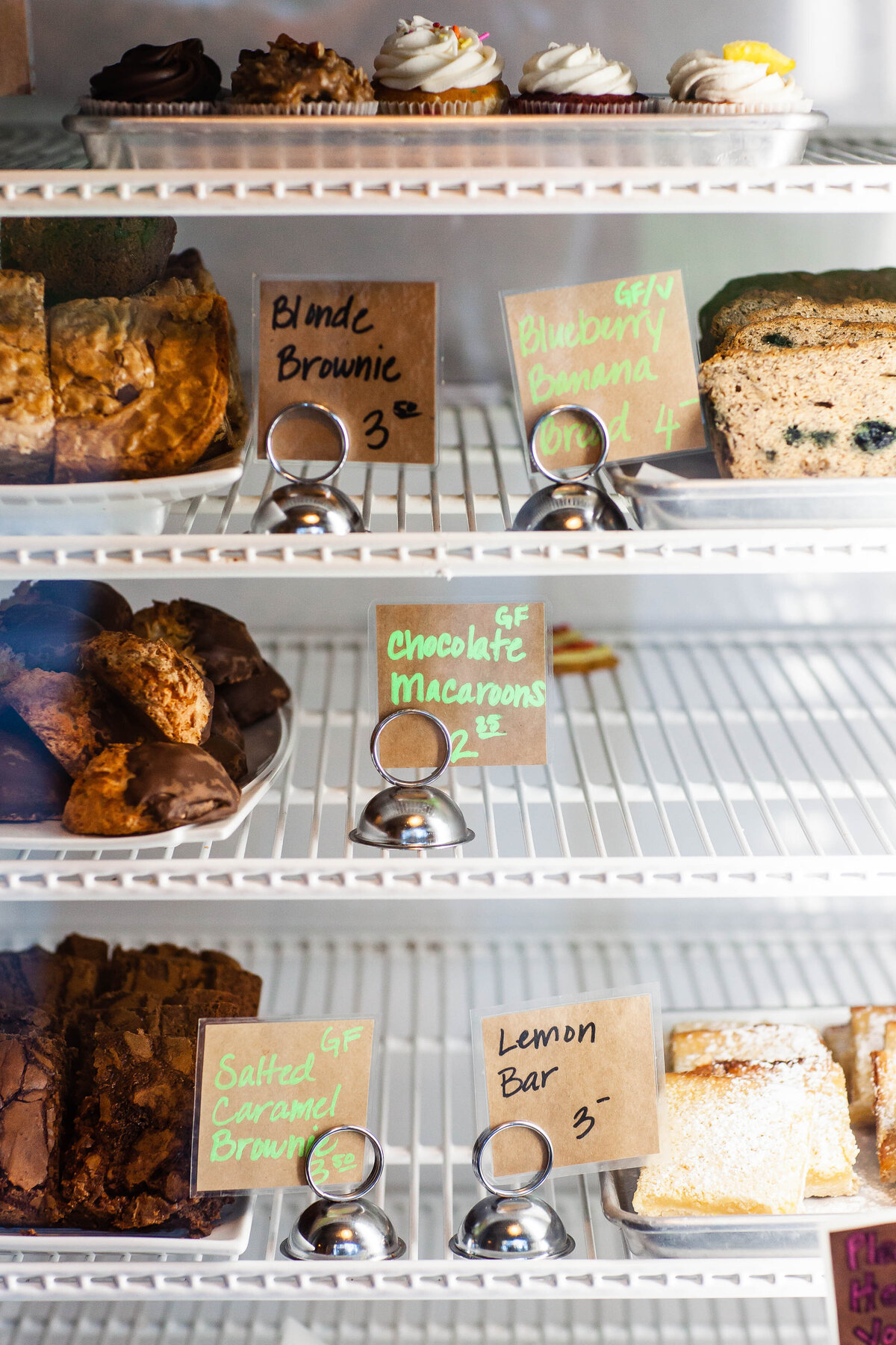 sugar-pine-cakery-baked-goods-refrigerator-tahoe-city