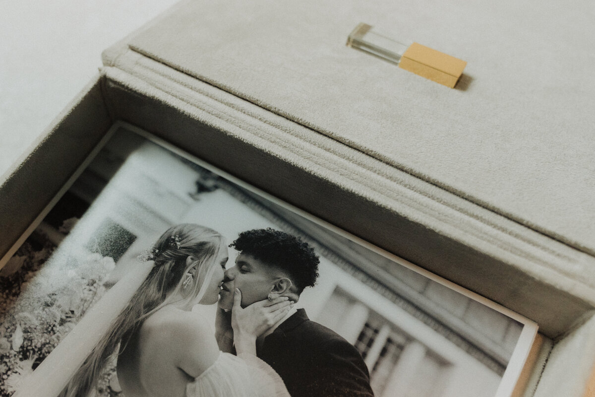 Wedding-photos-print-sample-Seattle-WA-Amy-Law-Photography-3