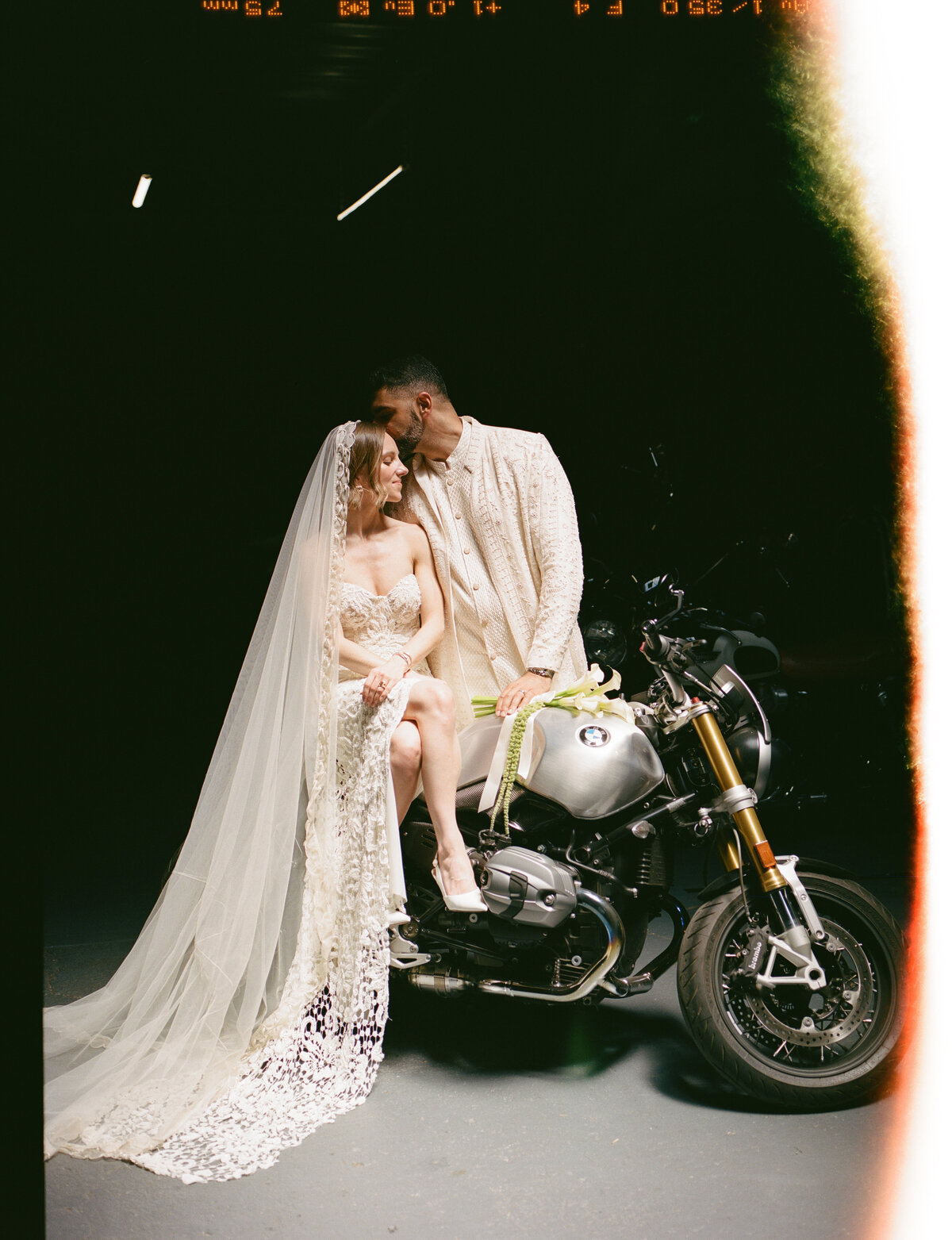 kodak_400_c_41_Brittney and Sachin 621_27681_94376_209936_002091530016