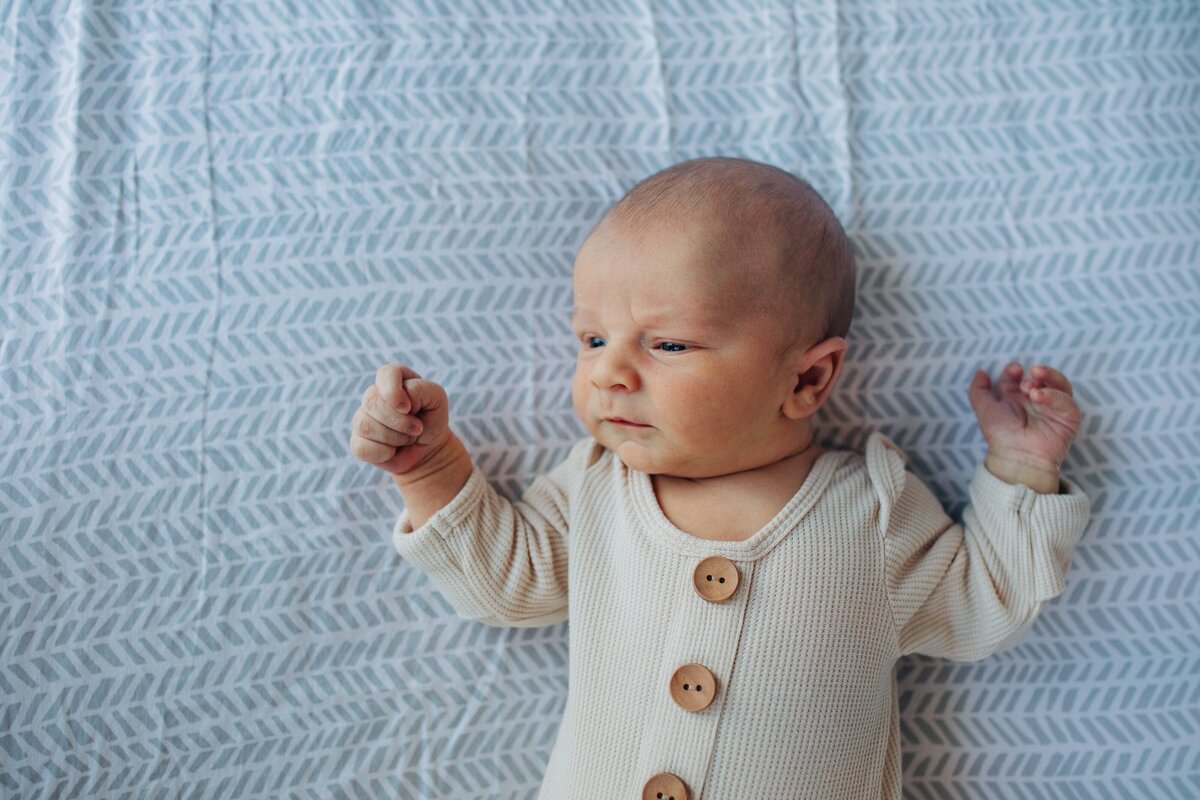 In-Home-Lifestyle-Newborn-Photos-Milwaukee4