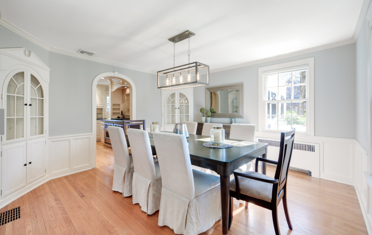 15 Oakley Summit, NJ Staging by Simplicity Design Services