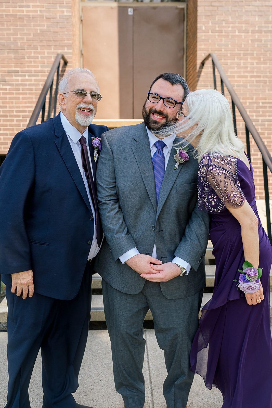 Eliana-Melmed-Photography-Chicago-LosAngeles-Jewish-WeddingPhotography-ElianaSklar-FamilyFormals-00010