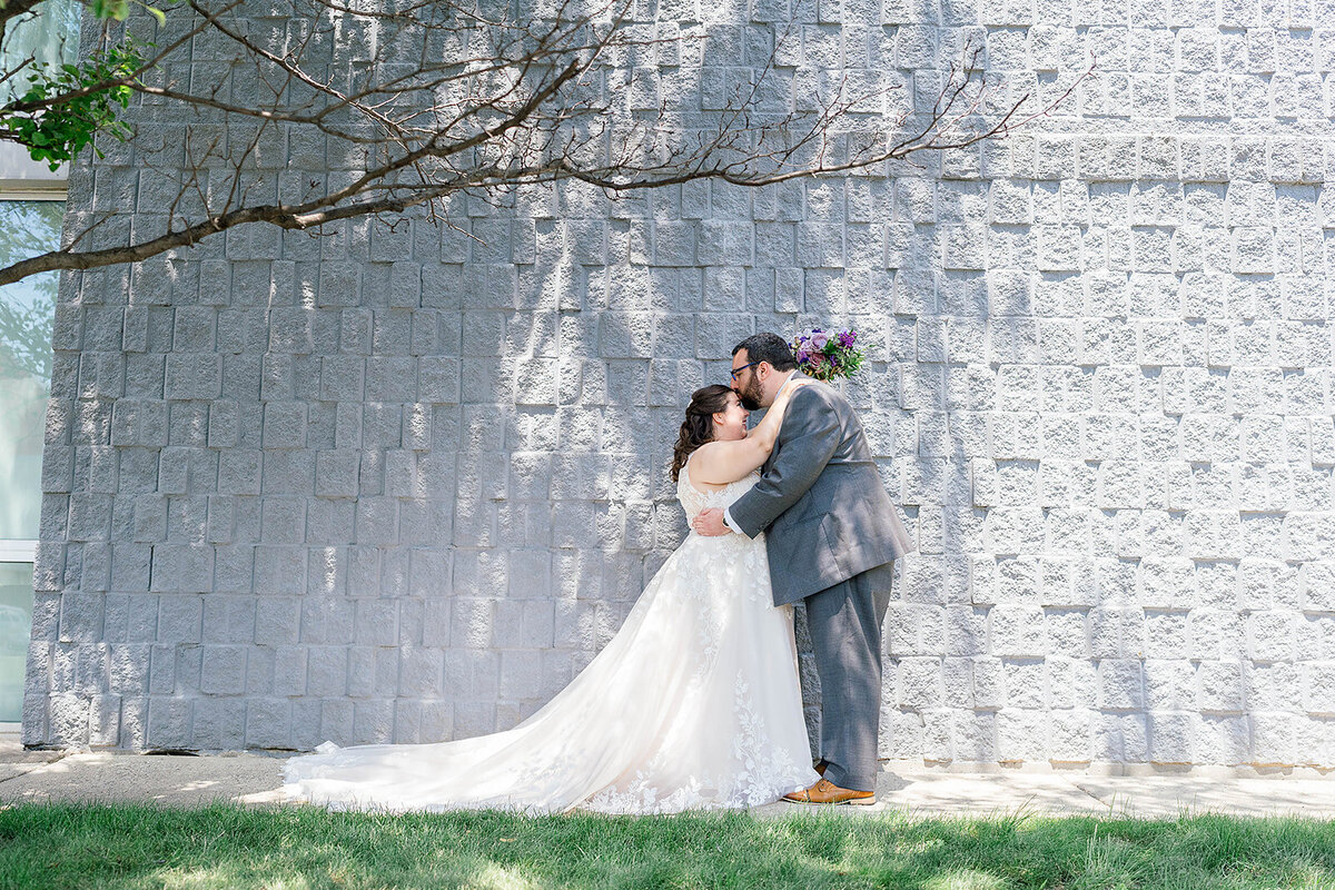 Eliana-Melmed-Photography-Chicago-LosAngeles-Jewish-WeddingPhotography-ElianaSklar-FirstLook-00125