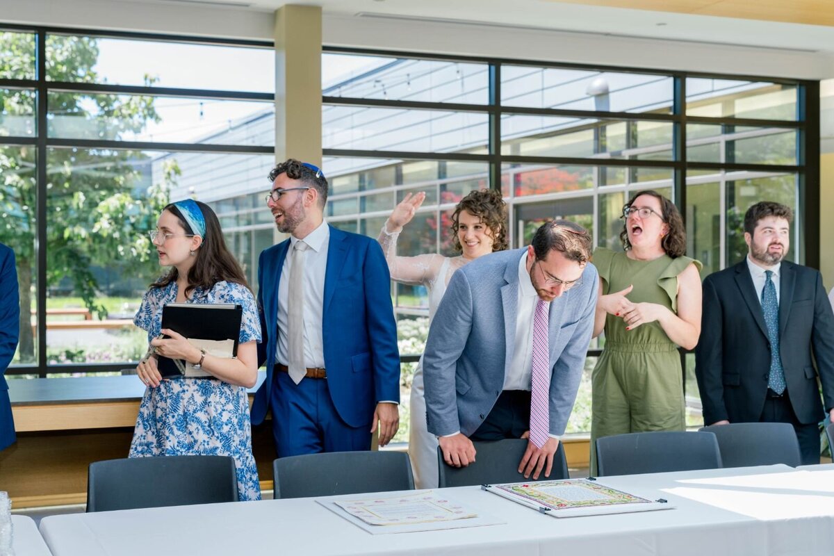 Eliana-Melmed-Photography-Chicago-LosAngeles-Jewish-WeddingPhotography-ShulaNoah-Ketubah-00037
