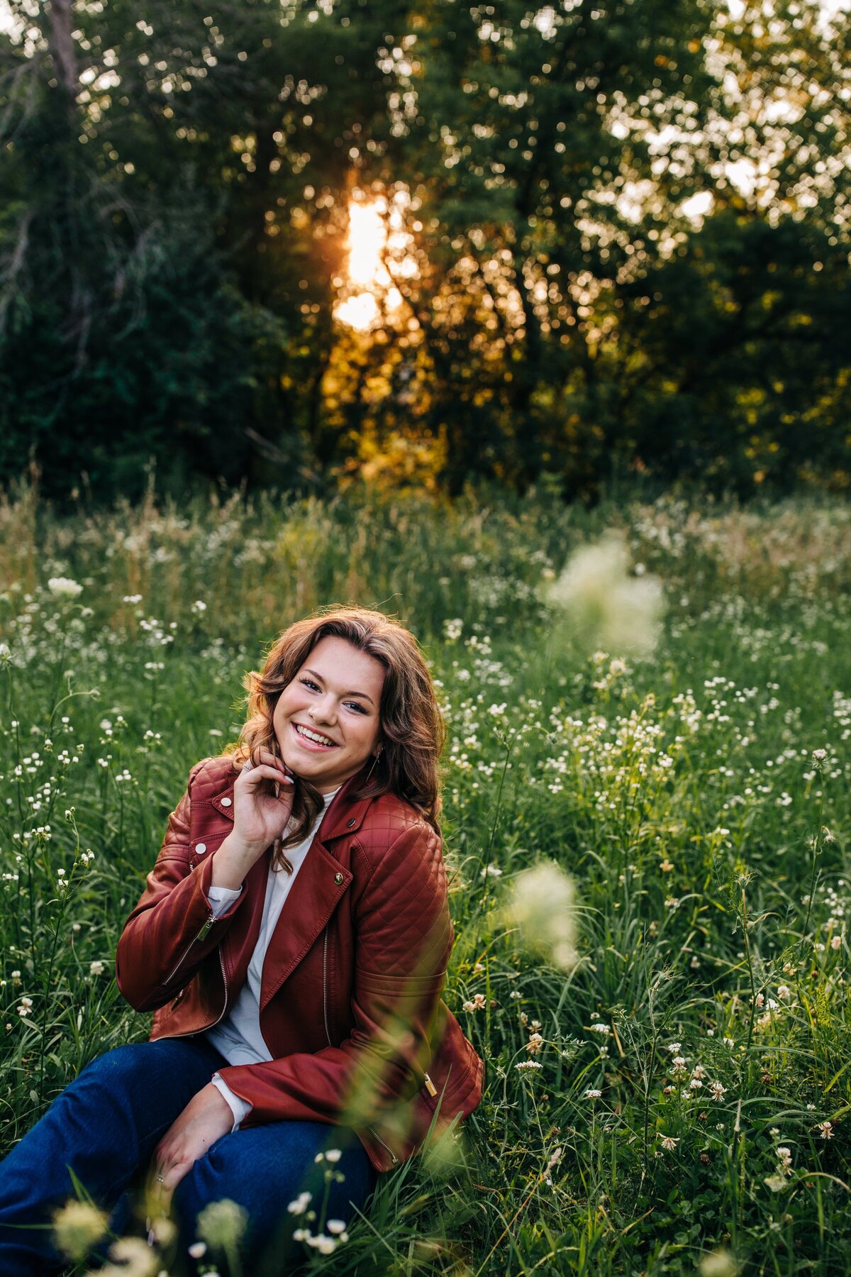 Golden-Hour-Senior-Portraits-Hartford-WI