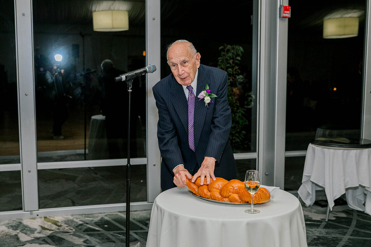 Eliana-Melmed-Photography-Chicago-LosAngeles-Jewish-WeddingPhotography-DInnerSpeeches-00001
