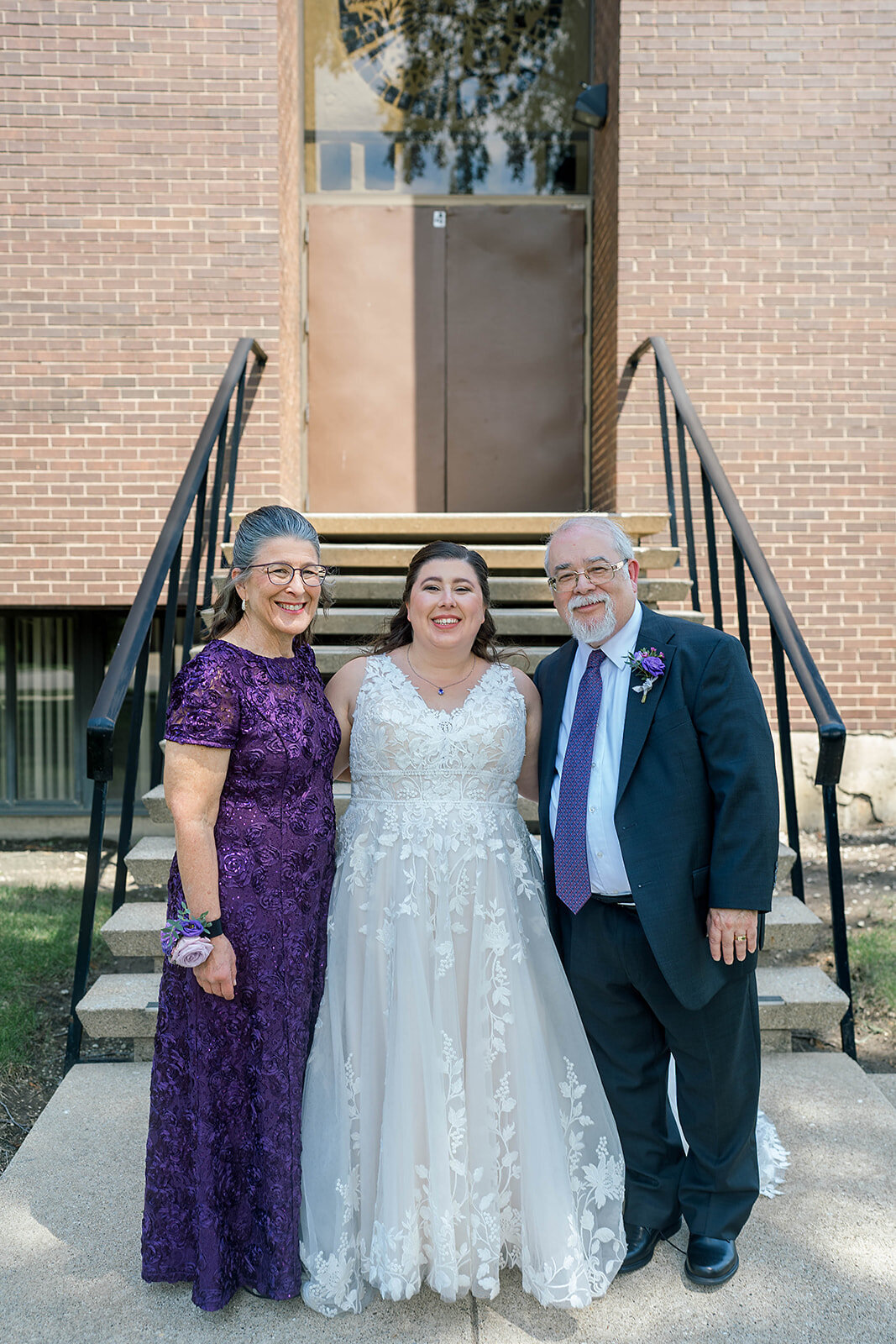 Eliana-Melmed-Photography-Chicago-LosAngeles-Jewish-WeddingPhotography-ElianaSklar-FamilyFormals-00023