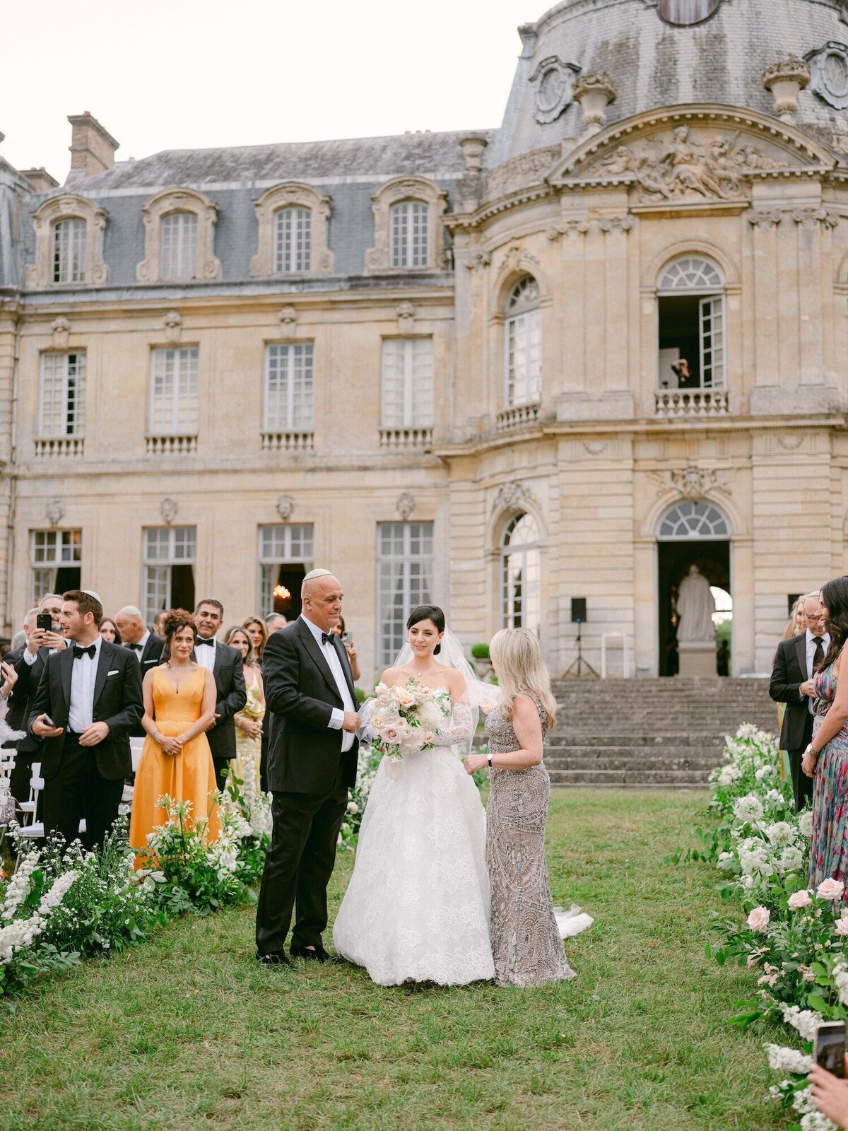 Chateau-de-Champlatreux- wedding-florist-Floraison31