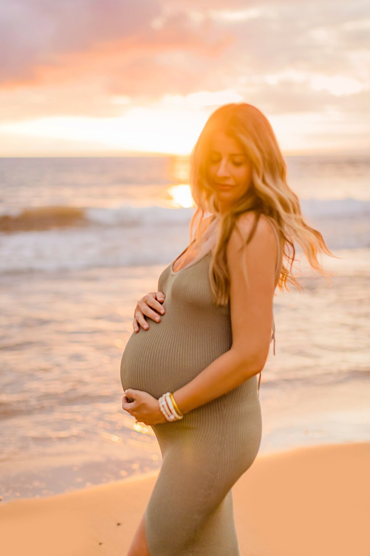 maui-sunset-maternity-pictures_0006