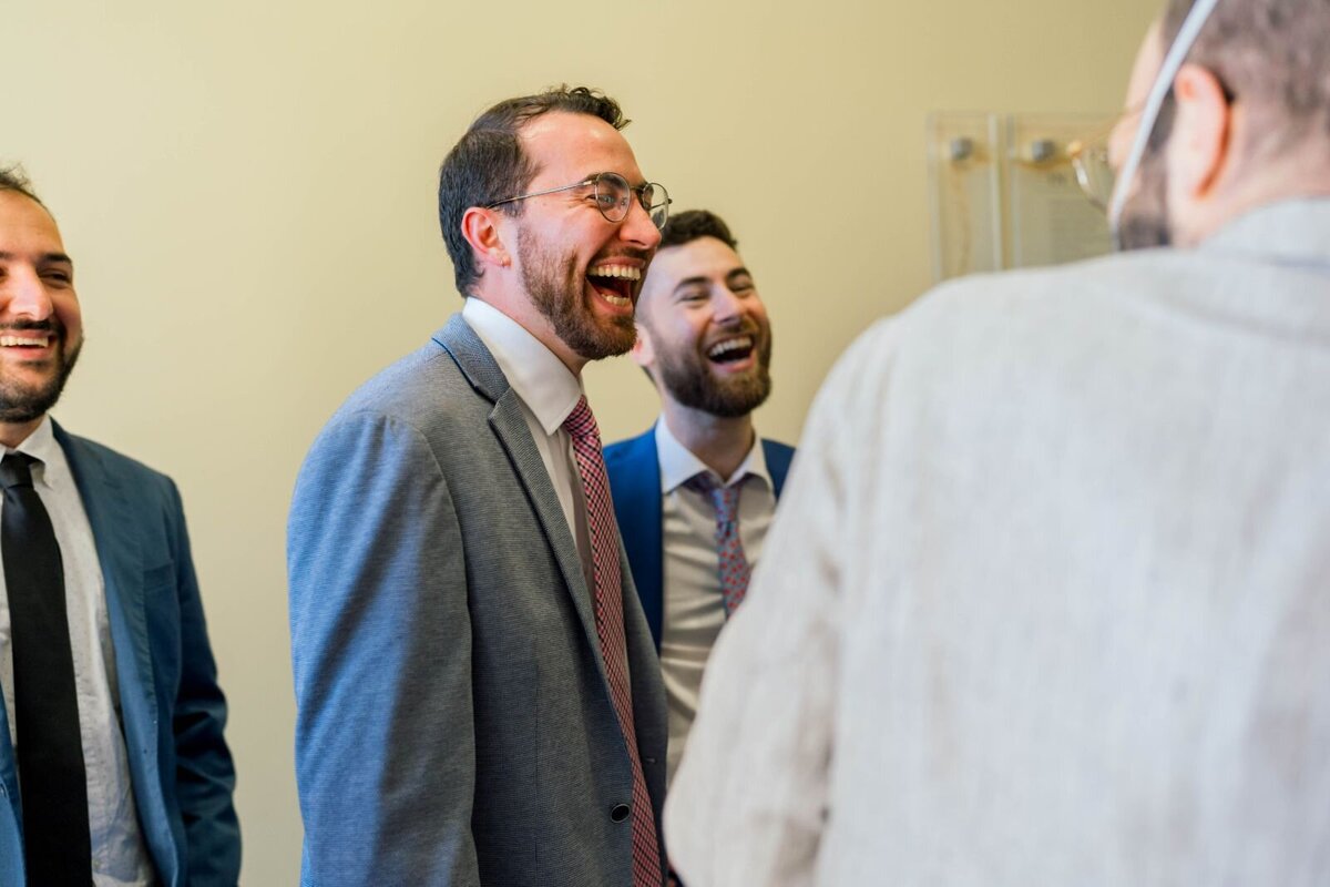 Eliana-Melmed-Photography-Chicago-LosAngeles-Jewish-WeddingPhotography-ShulaNoah-Chuppah-00074