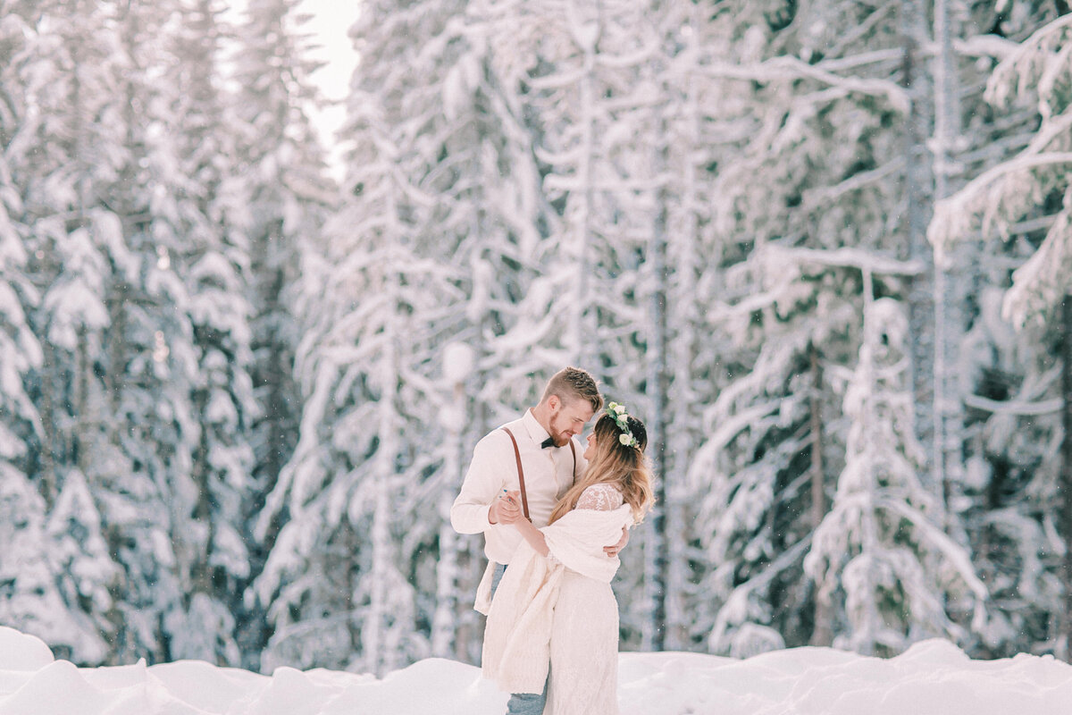 Winter Mount Hood Wedding, Rachel Howerton Photography (65)