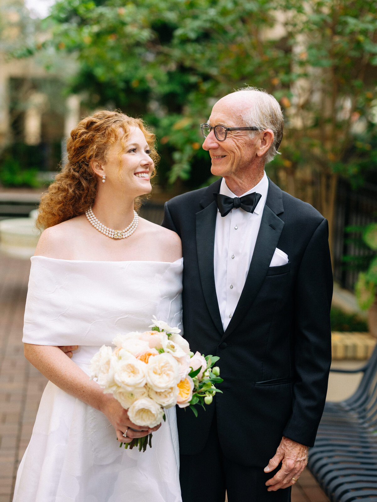 tampa-yacht-club-wedidng-tampa-wedding-photographer-jake-ford-photography-hannah-brians-wedding - 037