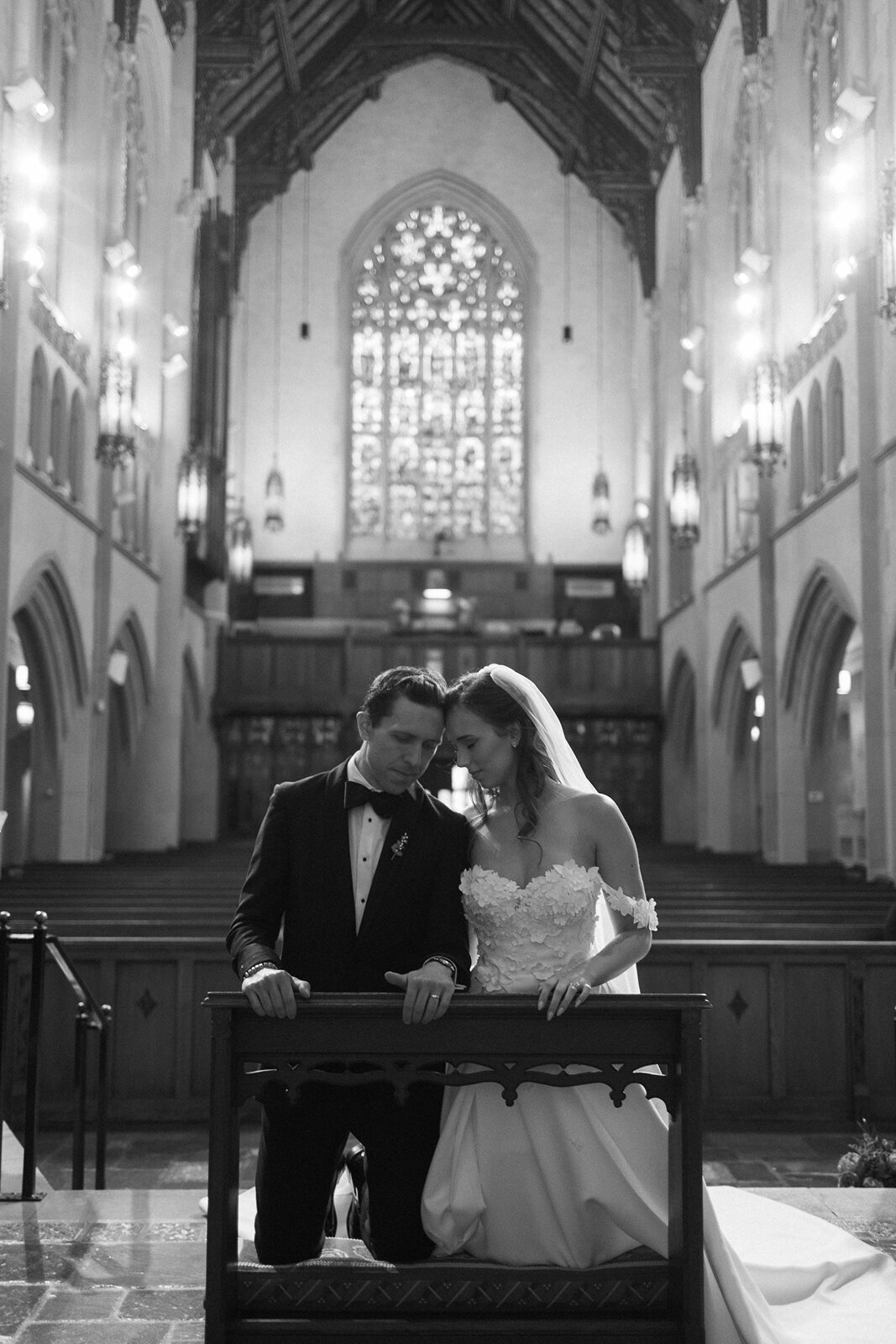 fine-art-couple-portrait-trinity-lutheran.