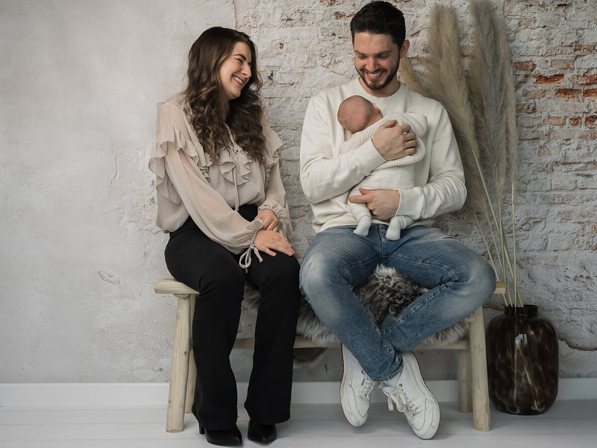 Newbornshoot in fotostudio amsterdam noord Leukfotografie-1