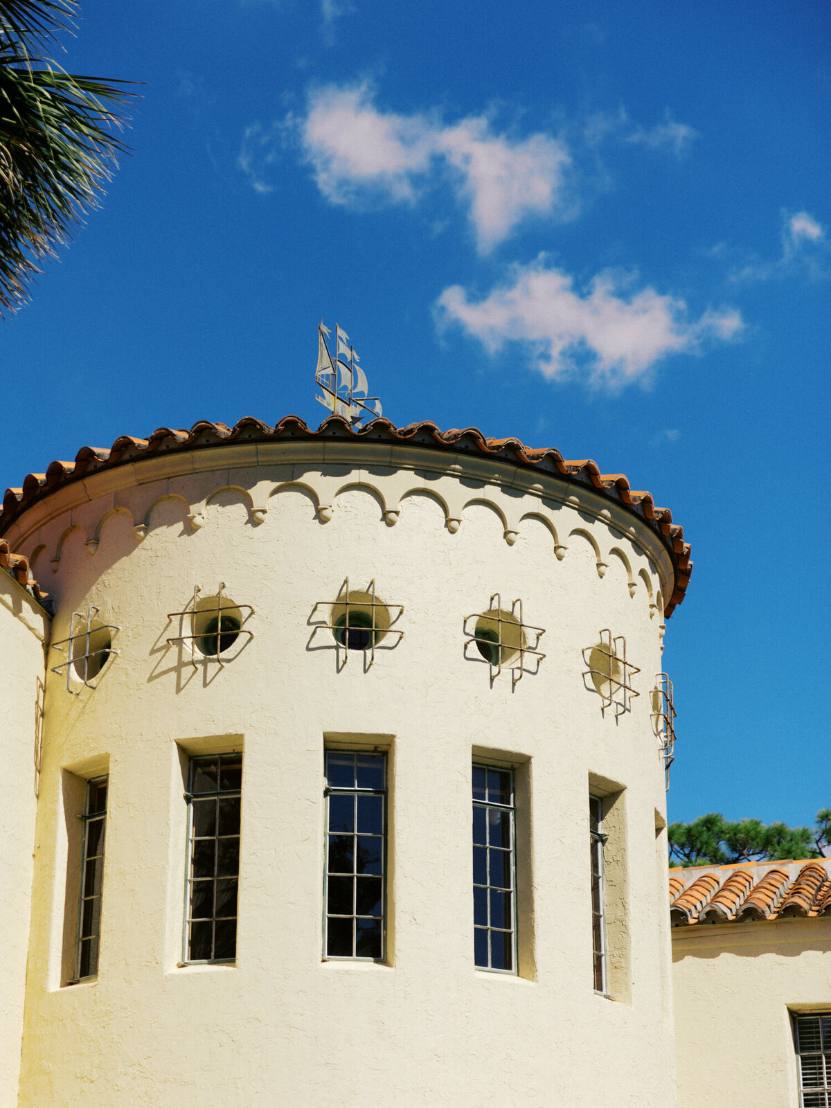 Outdoor view of the historic Powel Crosley Estate during a wedding in Sarasota, Florida.