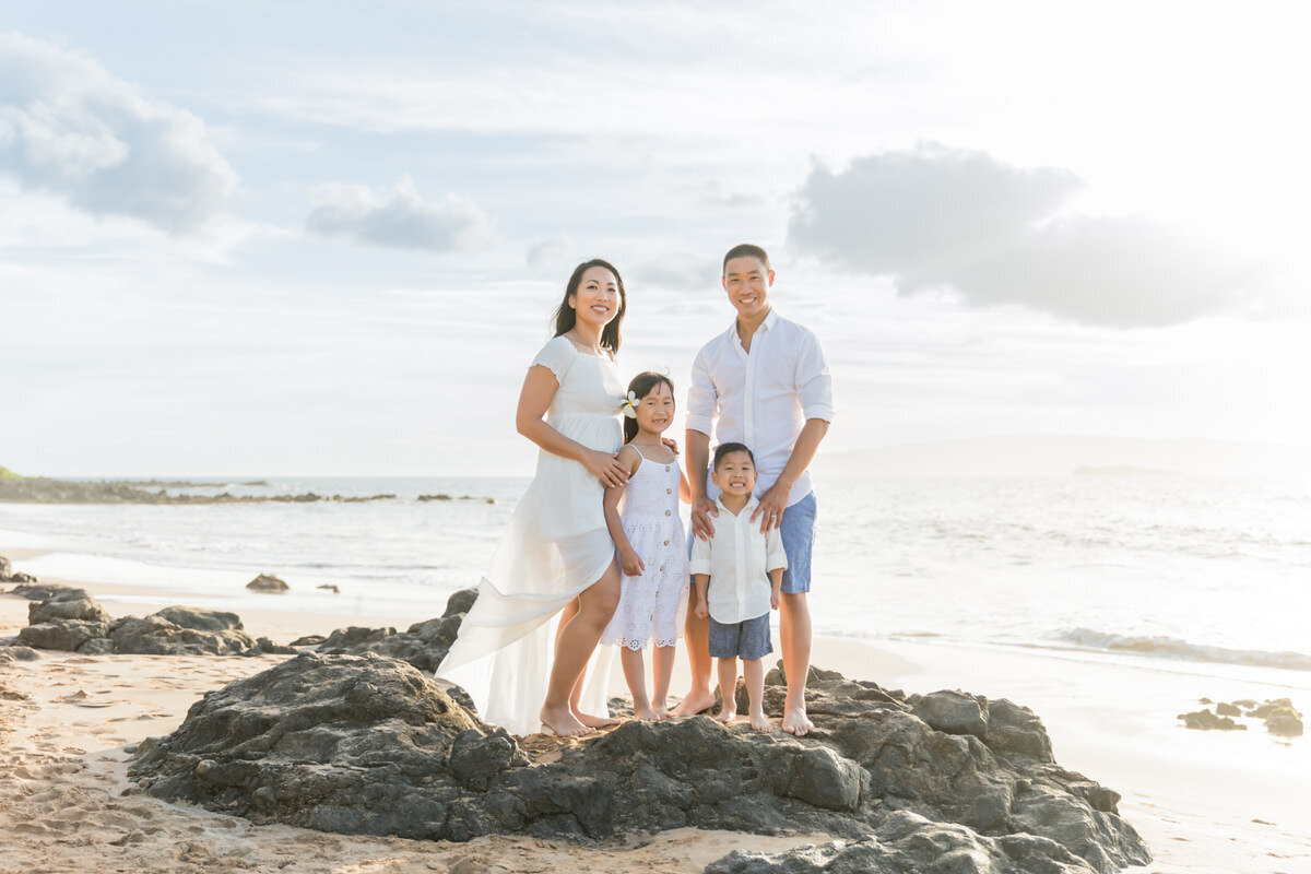 Maui family portraits on the Beach