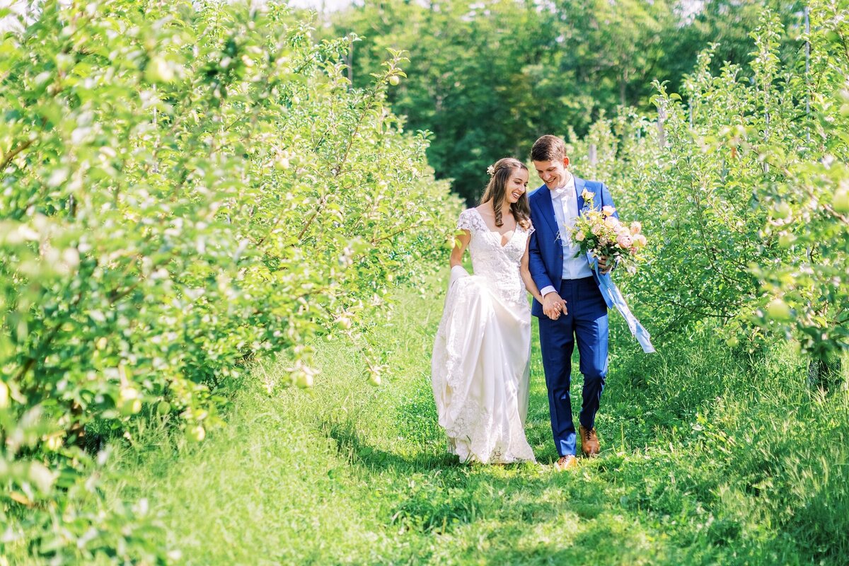 The-Greenery-Colorful-Apple-Orchard-NH-New-Hampshire-Wedding-Photography_0028