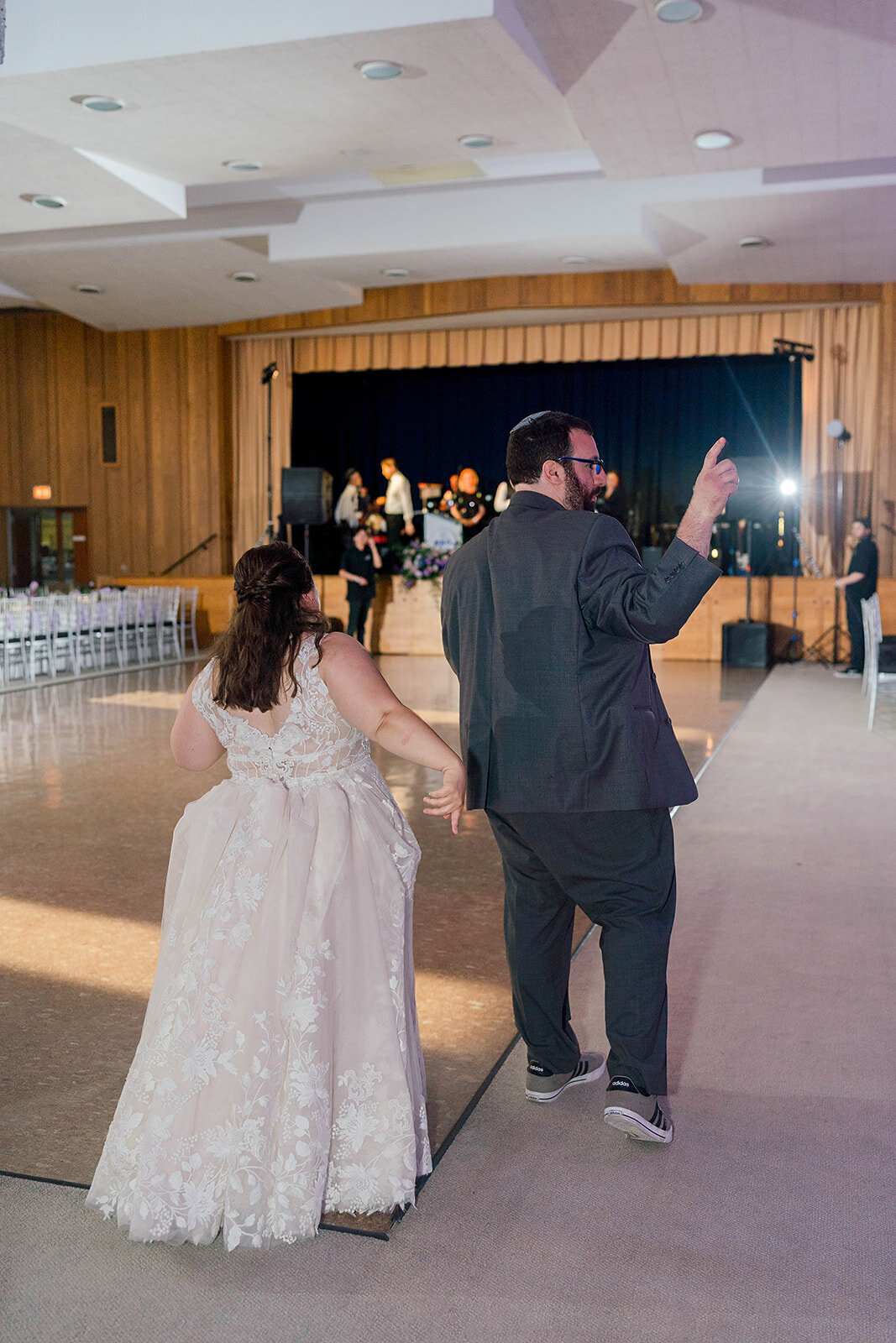 Eliana-Melmed-Photography-Chicago-LosAngeles-Jewish-WeddingPhotography-ElianaSklar-RoomReveal-00008