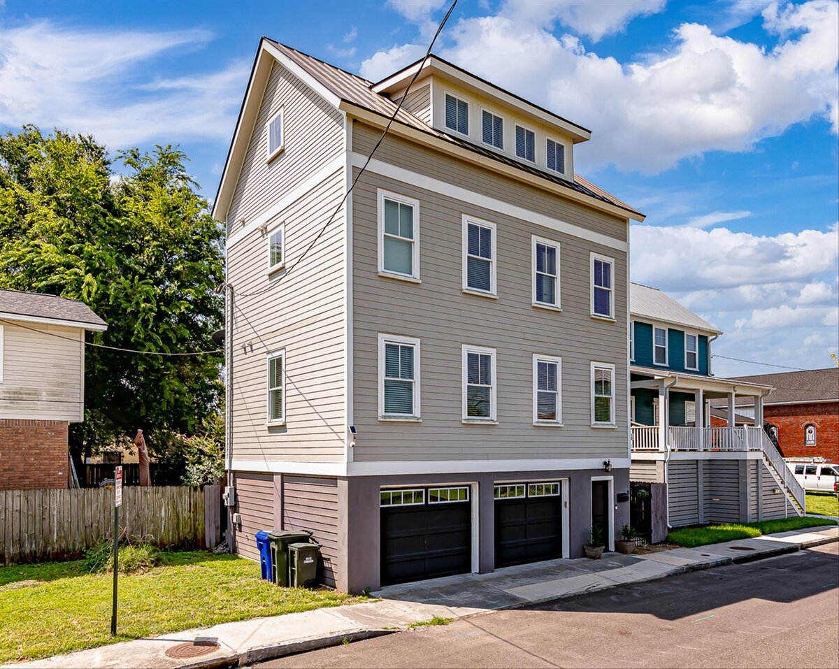 02-House & Heron-Melissa Green-Real Estate, Home Staging, Design-83 Cooper St, Charleston, SC 29403-Q3X6+57-South Carolina