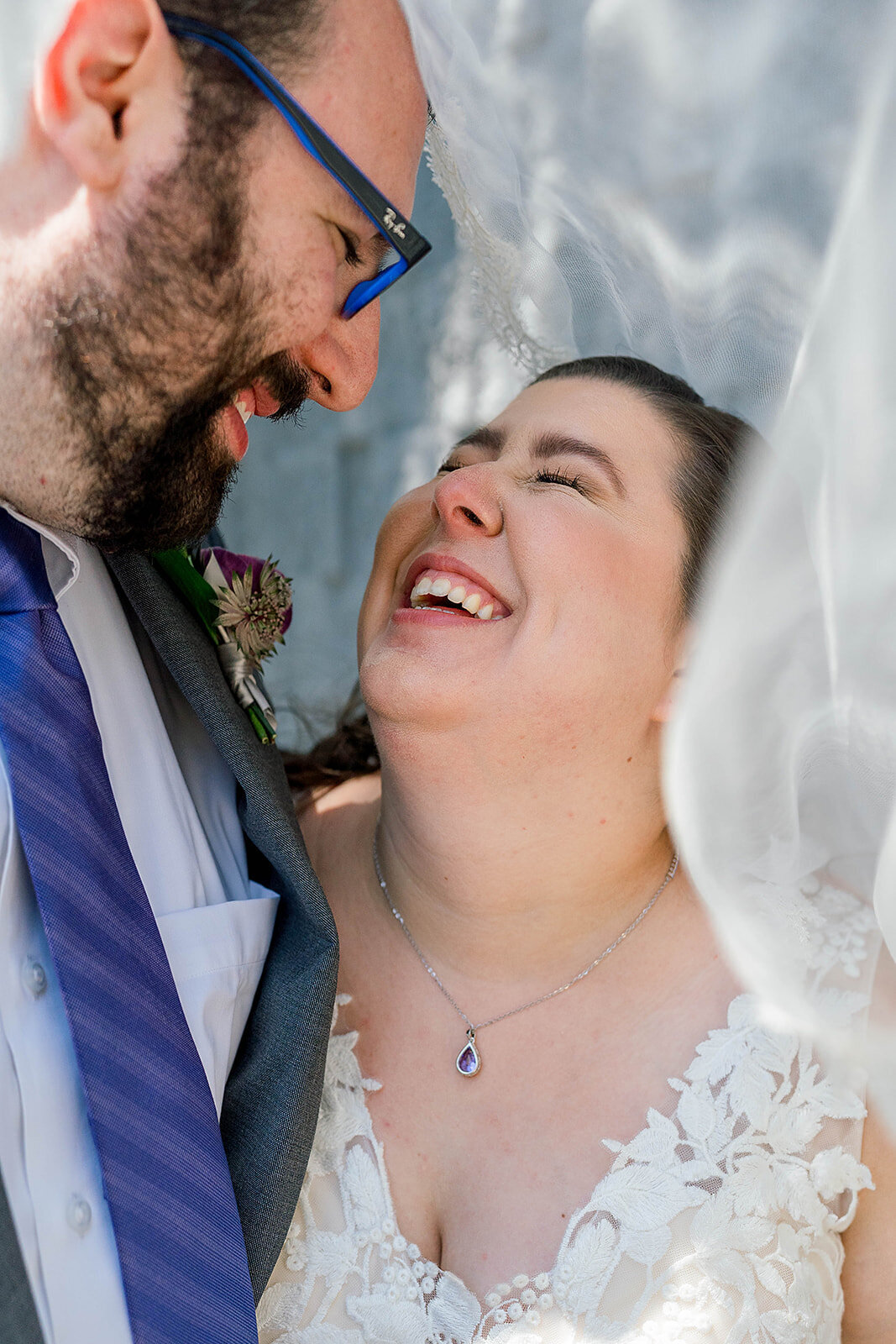 Eliana-Melmed-Photography-Chicago-LosAngeles-Jewish-WeddingPhotography-ElianaSklar-FirstLook-00142