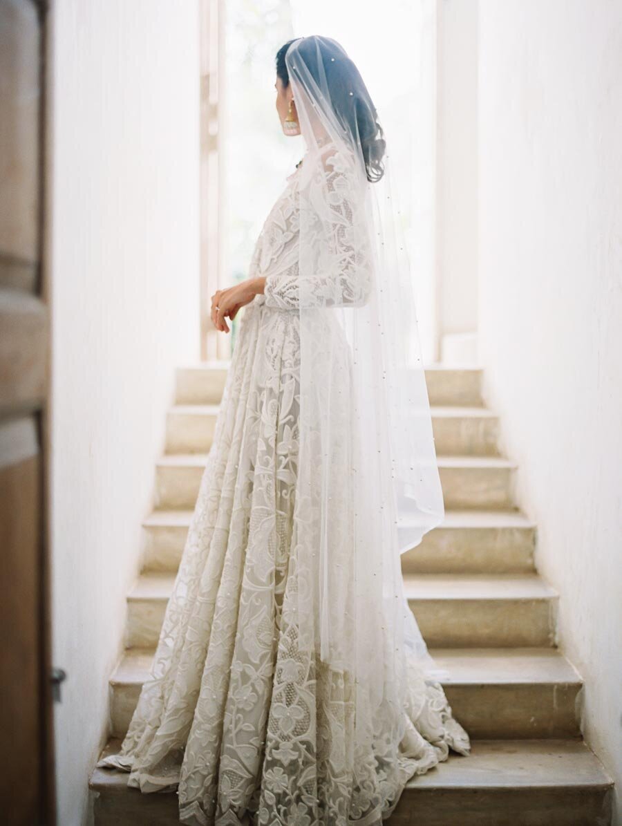 Naeem Khan Indian Wedding Dress White Lace Bonnie Sen Photography