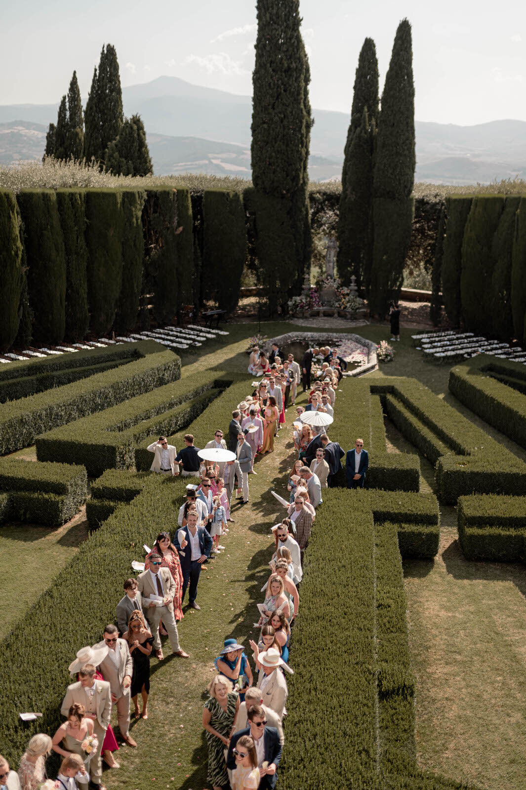 Flora_And_Grace_Tuscany_La_Foce_Editorial_Wedding_Film_Photographer-53