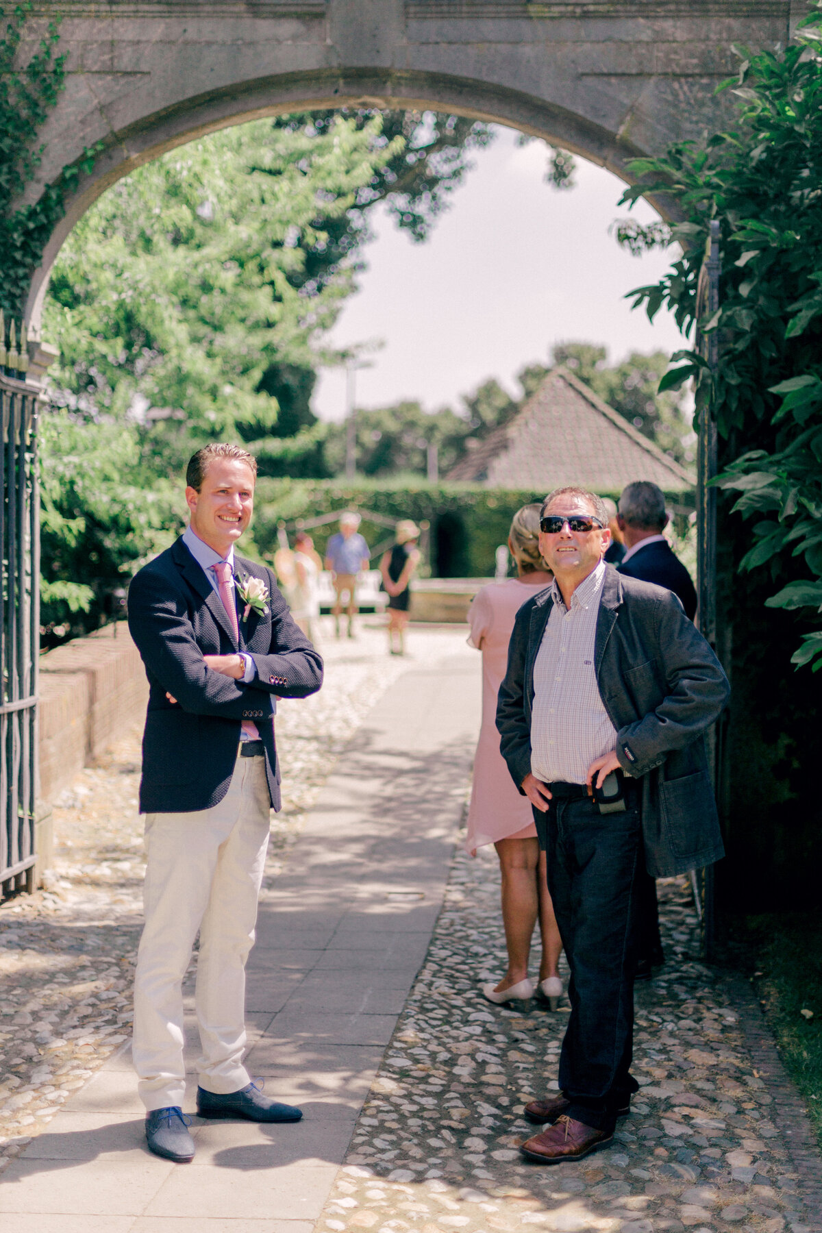 Ymke & Robbin - Laura de Roeck Photography 00080 Kasteel Groot Buggenum Luxe Bruiloft 