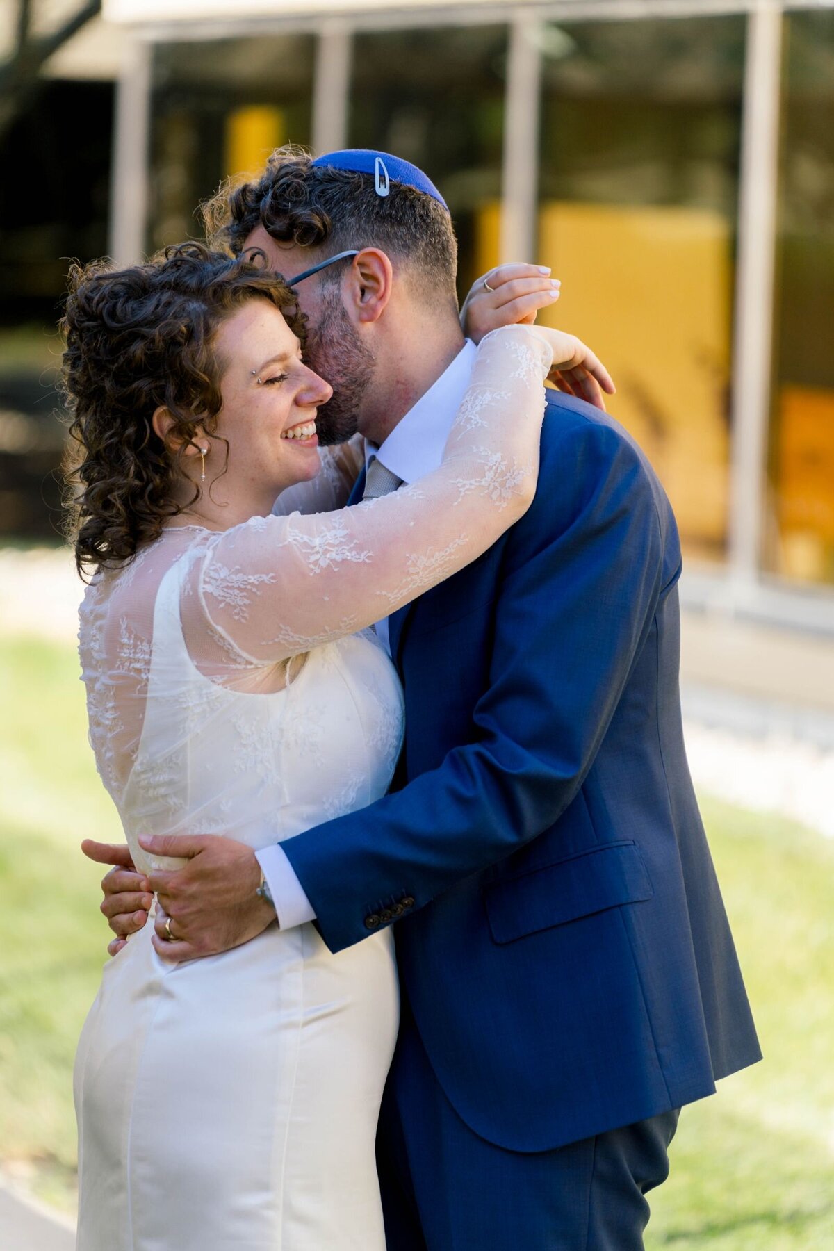 Eliana-Melmed-Photography-Chicago-LosAngeles-Jewish-WeddingPhotography-ShulaNoah-CouplesPortraits-00111