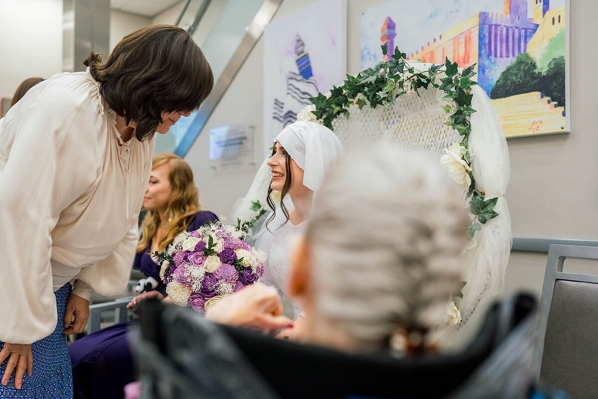 Eliana-Melmed-Photography-Chicago-LosAngeles-Jewish-WeddingPhotographer-CarmiKalman-Bedeken-00009
