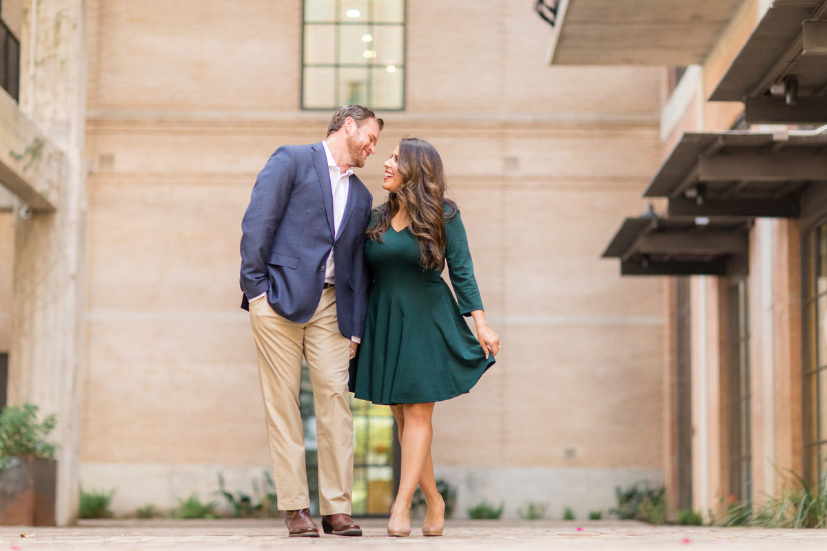 Hannah-Charis-Photography-The-Historic-Pearl-Engagement-Session-5