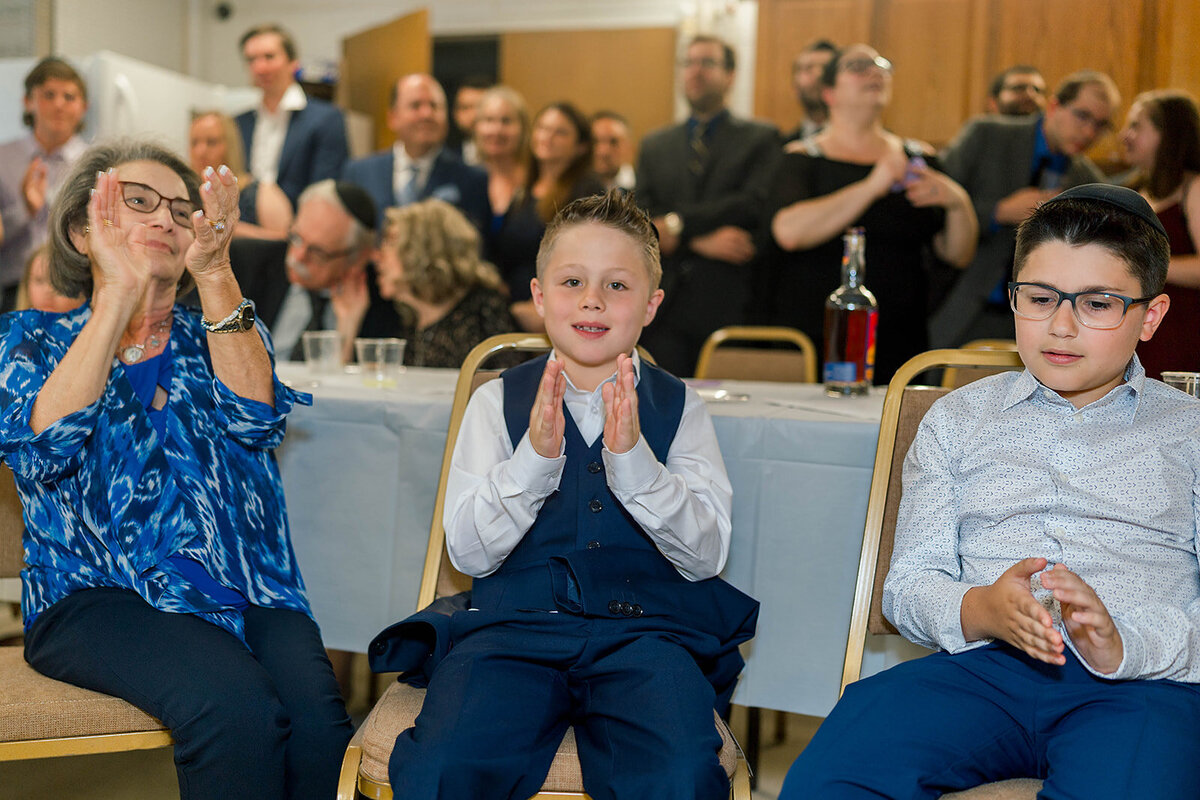 Eliana-Melmed-Photography-Chicago-LosAngeles-Jewish-WeddingPhotography-ElianaSklar-Tisch-00107