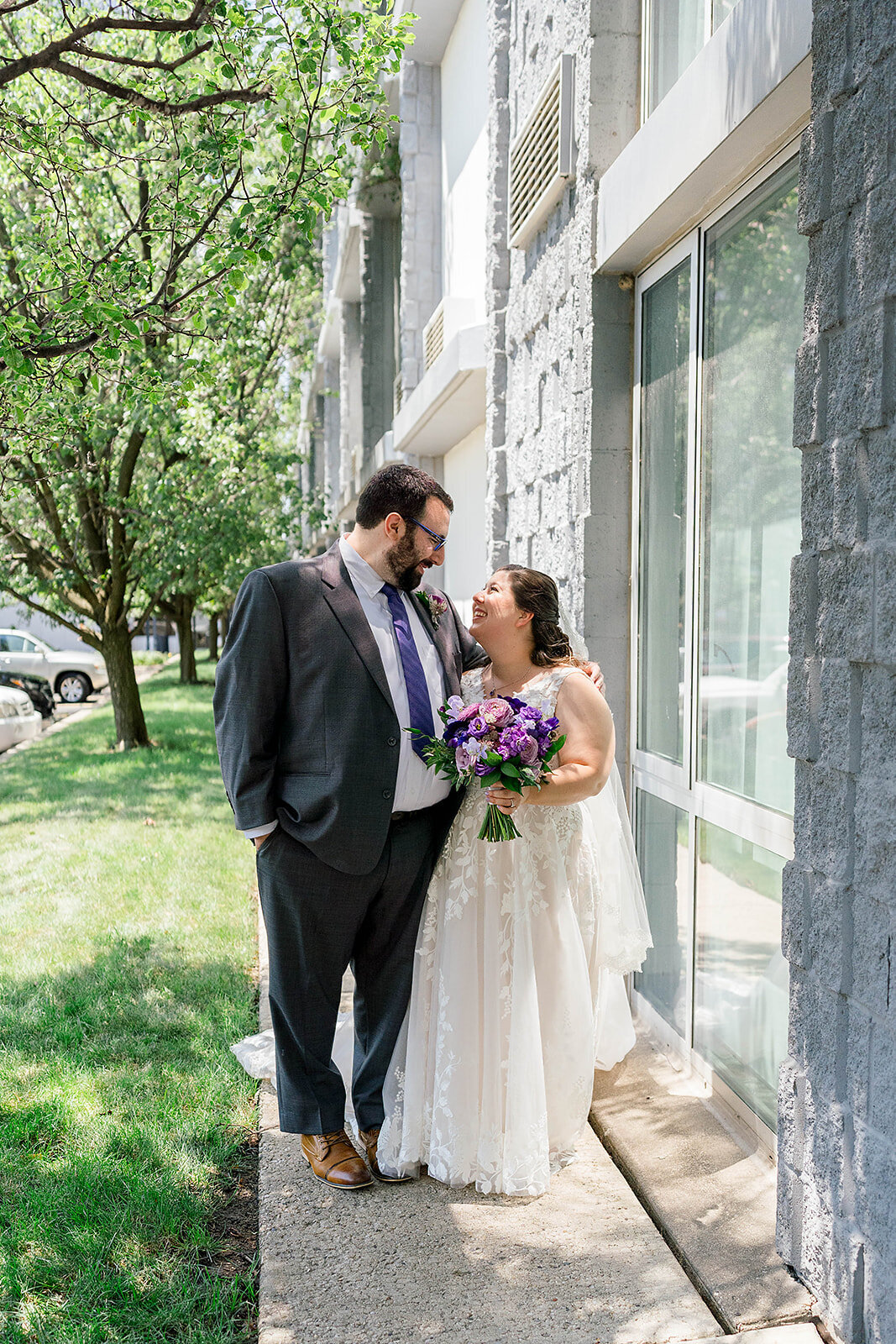 Eliana-Melmed-Photography-Chicago-LosAngeles-Jewish-WeddingPhotography-ElianaSklar-FirstLook-00113