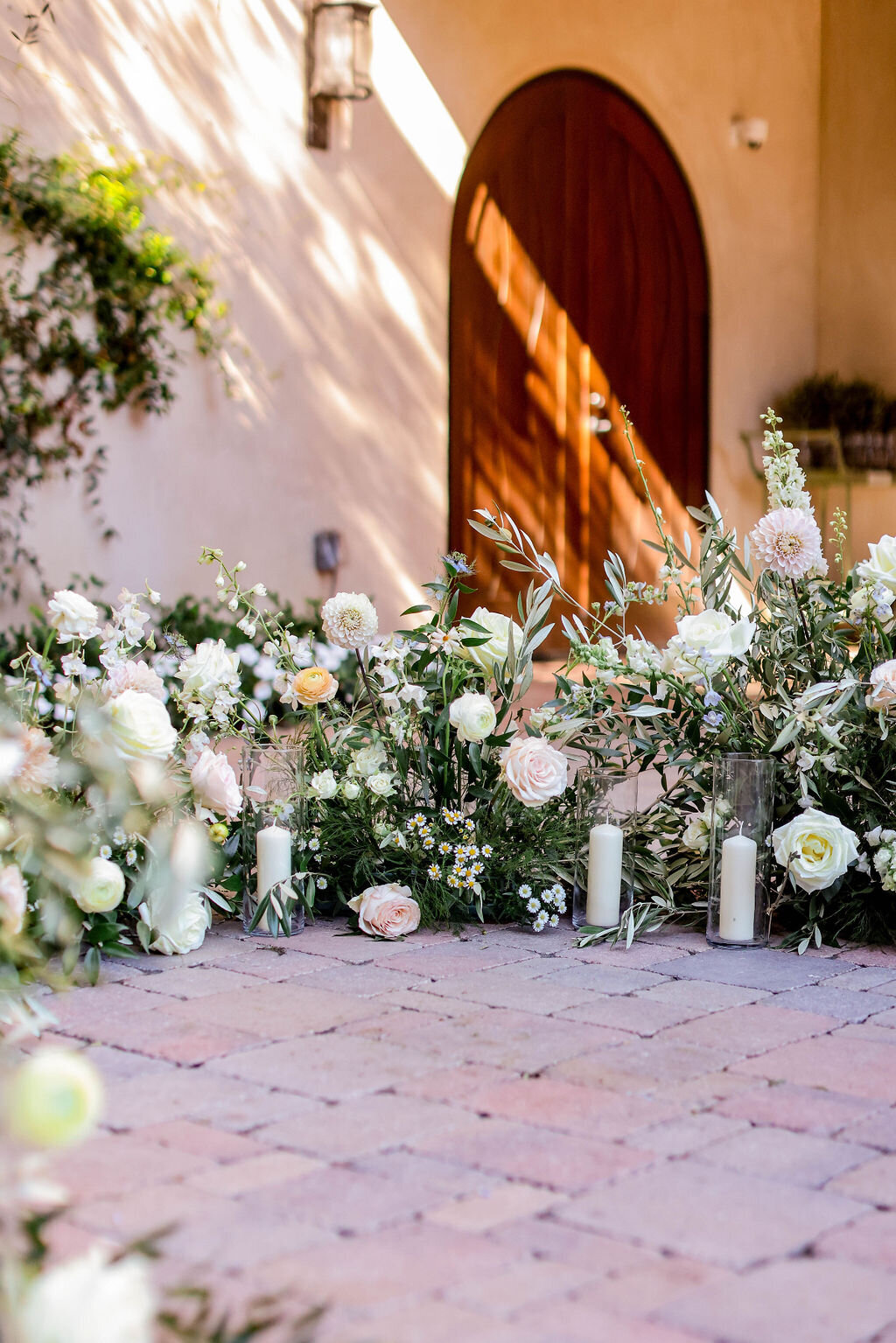 ceremony-flowers-inn-at-mission-wedding-sarah-block-photography