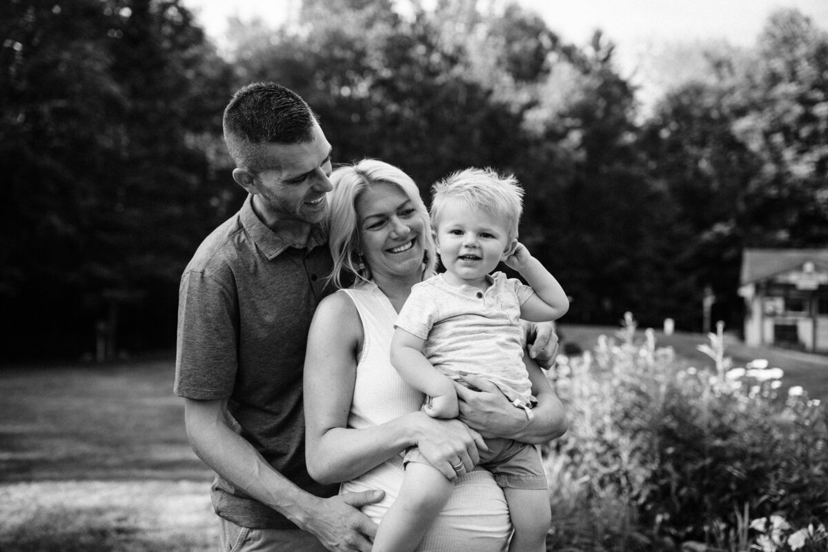 Nature-Inspired-Family-Photos-Milwaukee3
