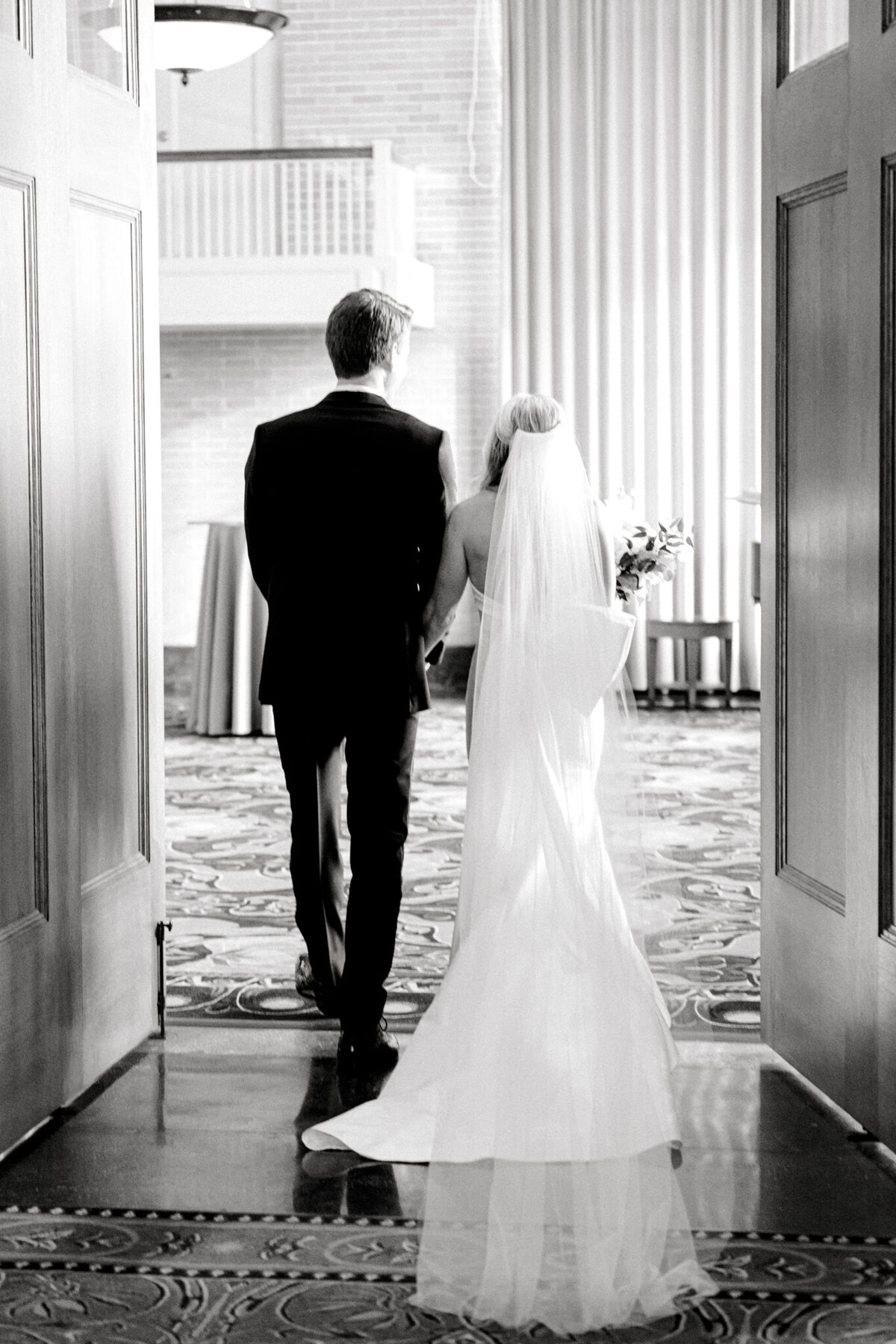 Madison & Michael's Wedding at Union Station | Dallas Wedding Photographer | Sami Kathryn Photography-135