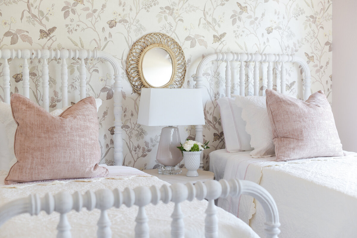 daley-home-austin-interior-design-pink-bedroom