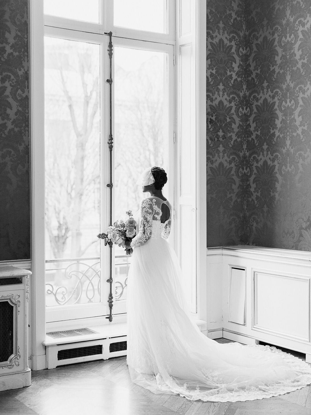 hotel-marois-wedding-paris-olivier-neuville-photography-paris-editorial-shooting-89
