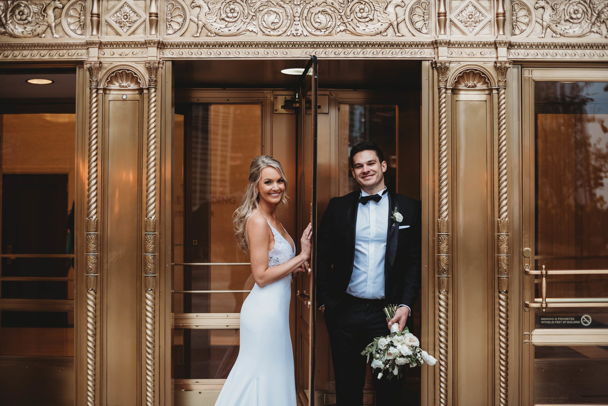 mag-mile-wedding-pictures-michiga-ave-wedding-pictires-wrigley-building-chicago-wedding-photographer-girl-with-the-tattoos-wedding-photographer