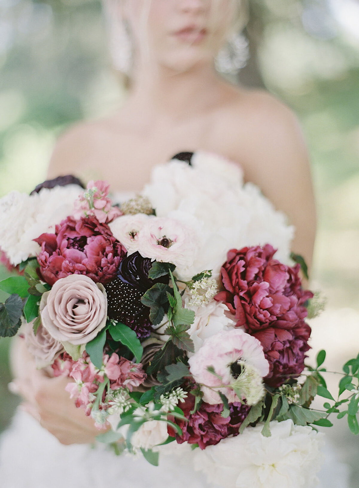 beautiful-bridal-bouquet-fine-art-floral-2