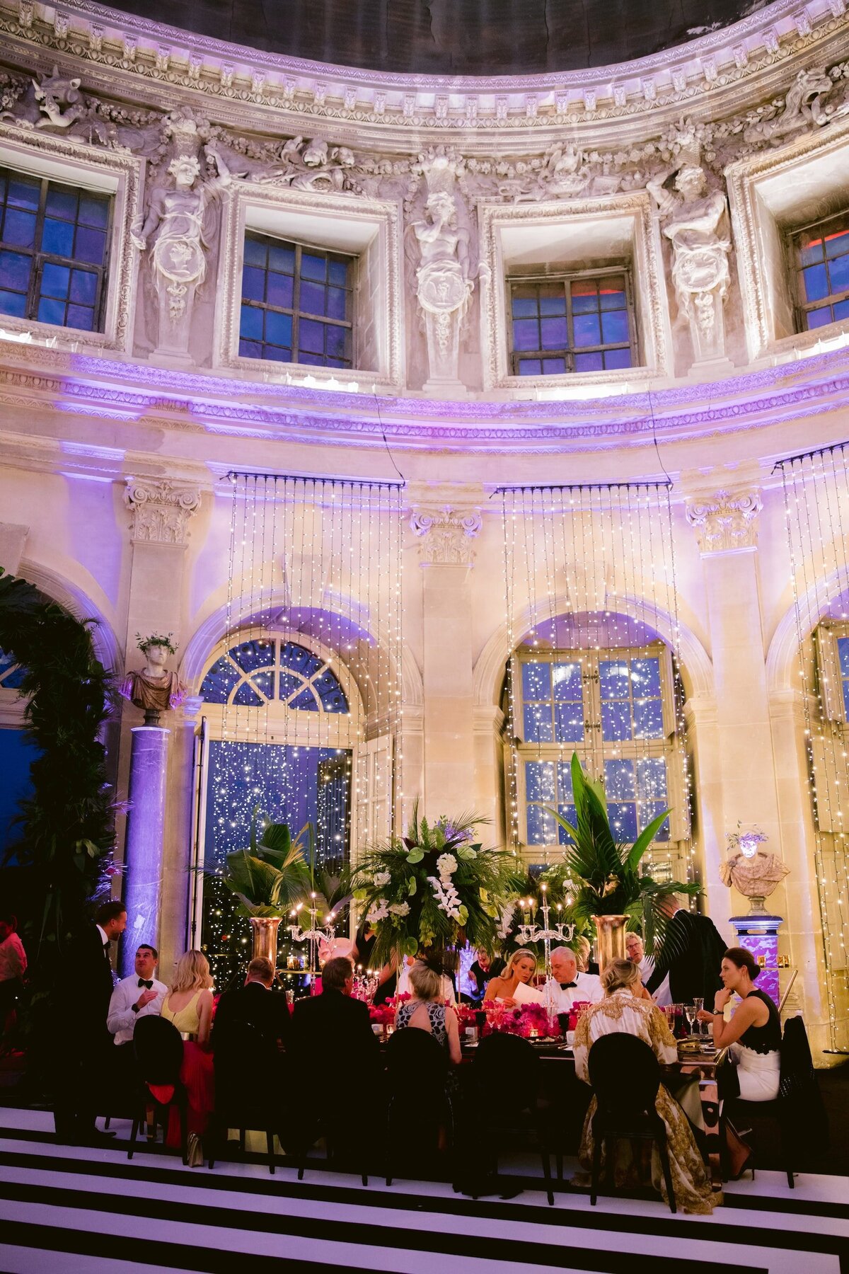 vaux-le-vicomte-luxury-wedding-phototographer-in-paris (13 of 56)