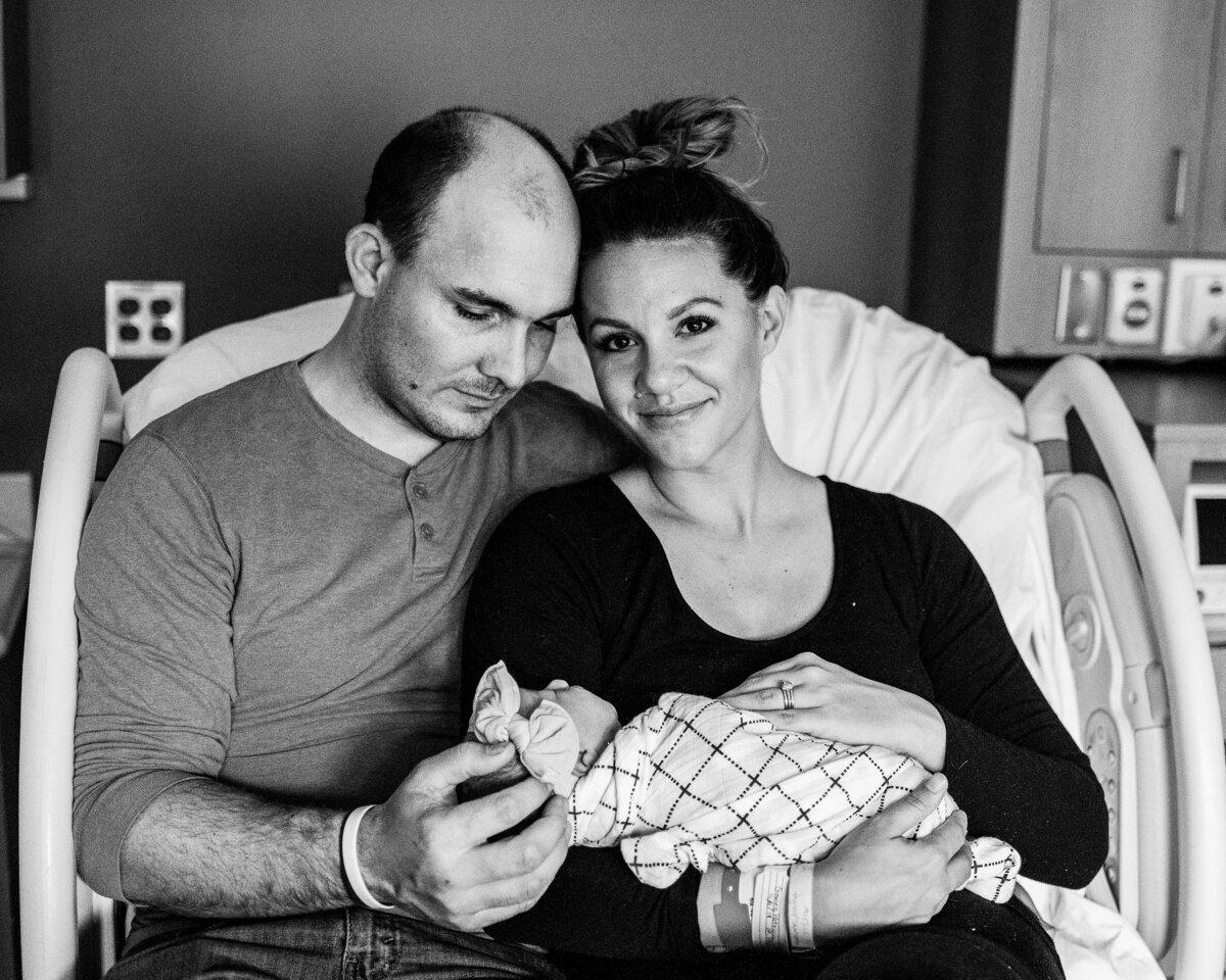 Newborn and Maternity Photographer Ellensburg Washington