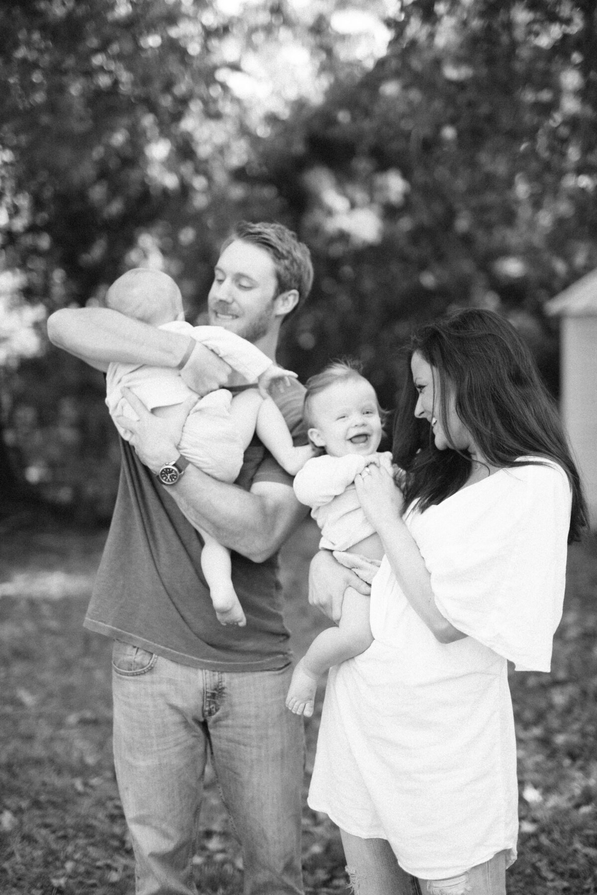 Film inspired black and white photo session for a family in Homewood, AL